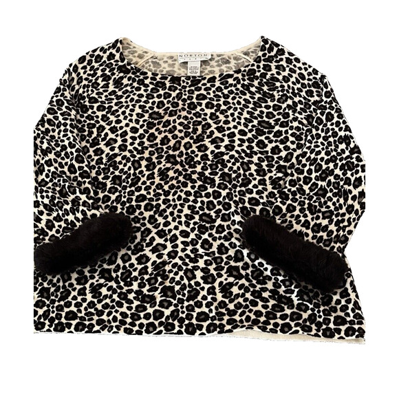 Norton Studio Womens Sweater Top Animal Print Faux Fur Cuffs Mob Wife SZ Large - Picture 1 of 9